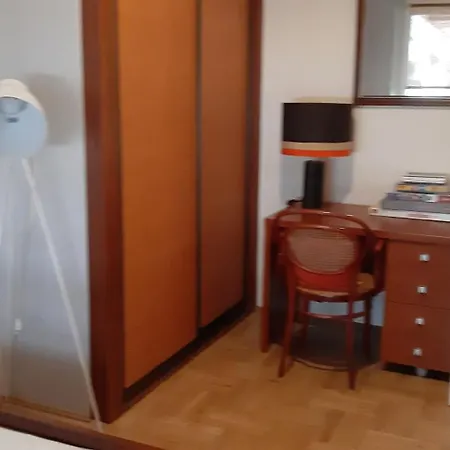 Weekend 88m Big Numer 1 Dobry Standard Blisko Centrum - Poczuj Sie W Domu I Przedluz Bezposrednio Rezerwacje By Zostac U Nas Na Dluzej Bez Oplat Za Strefe Parkowania Apartment