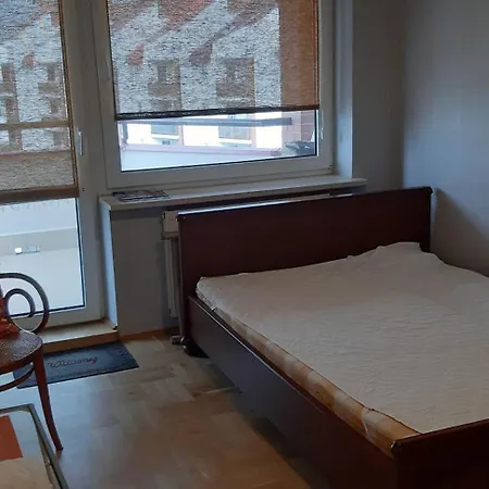 Weekend 88m Big Numer 1 Dobry Standard Blisko Centrum - Poczuj Sie W Domu I Przedluz Bezposrednio Rezerwacje By Zostac U Nas Na Dluzej Bez Oplat Za Strefe Parkowania Апартаменти