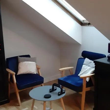 Weekend 88m Big Numer 1 Dobry Standard Blisko Centrum - Poczuj Sie W Domu I Przedluz Bezposrednio Rezerwacje By Zostac U Nas Na Dluzej Bez Oplat Za Strefe Parkowania Apartment *